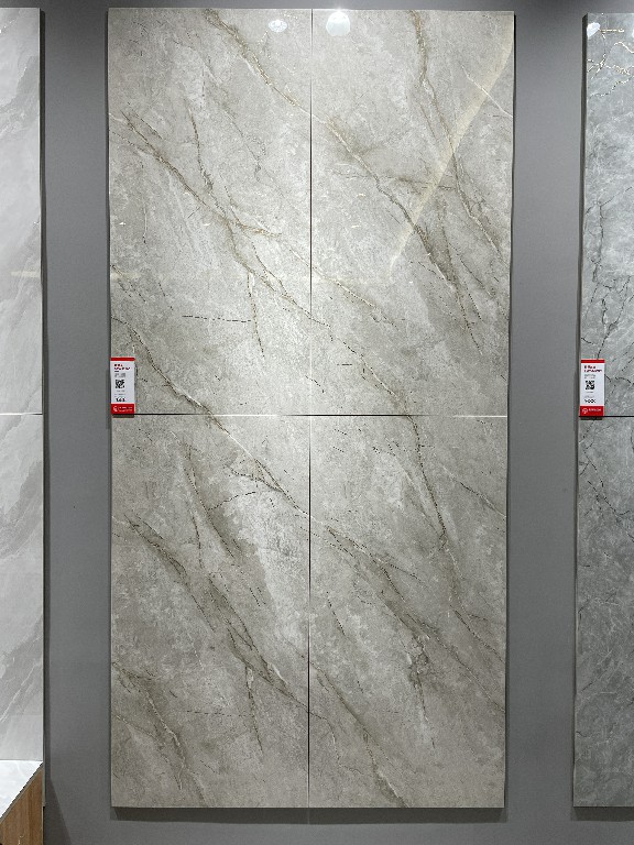 999K126001 迪拿金.jpg